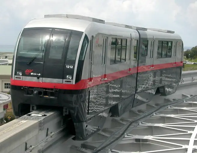 File:Okinawa City Monorail.jpg