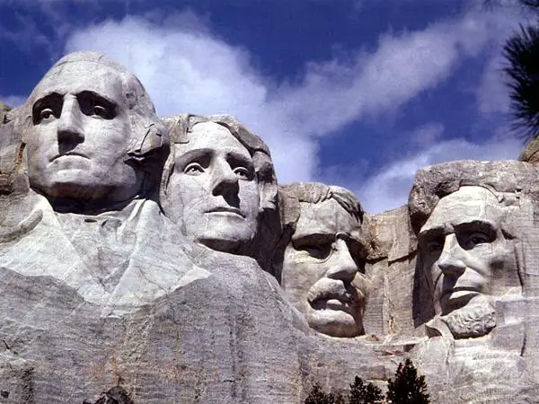 File:Mountrushmore.jpg