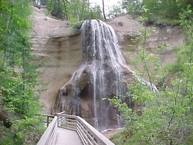 File:SmithFallsNE.jpg