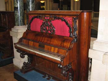 File:Igpiano.jpg