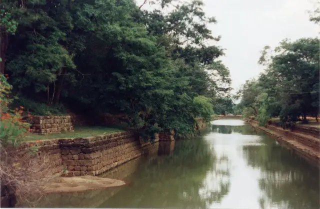 File:Sigiriya moat and garden1.jpg