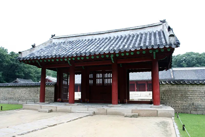 File:Jongmyo1.jpg
