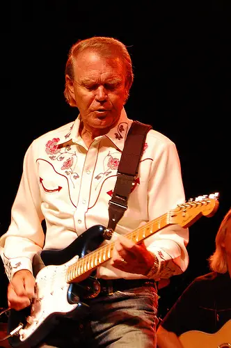 File:Glen-Campbell.jpg