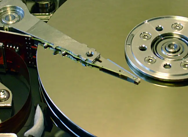 File:Harddisk-head.jpg