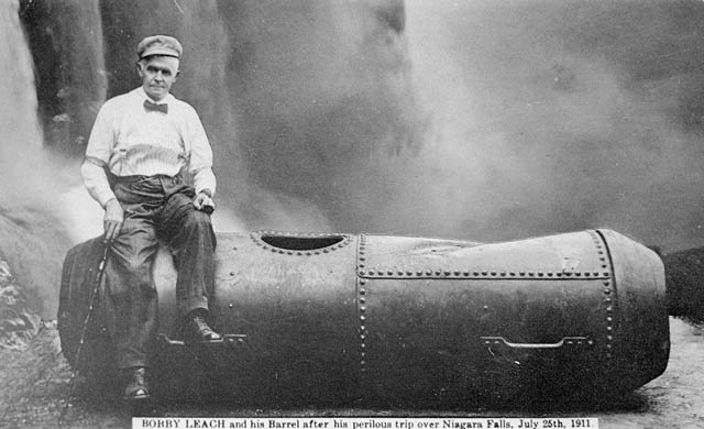 File:BobbyLeachNiagaraFalls.jpg
