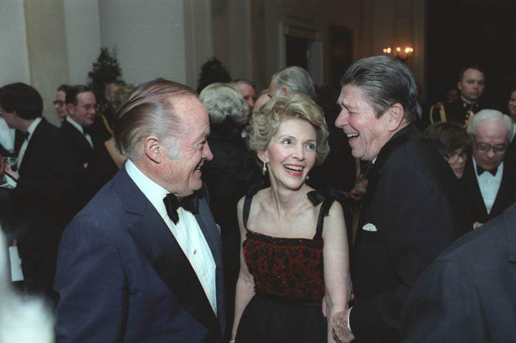 File:Reagans with Bob Hope 1981.jpg