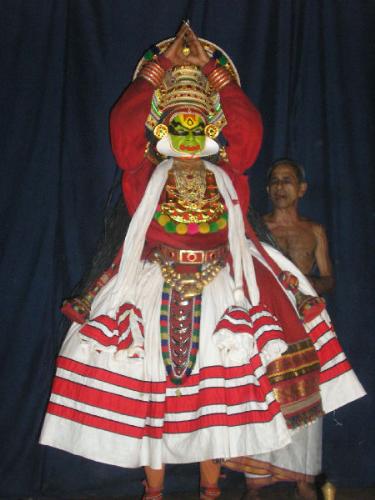 File:Kathakali performance in Kochi, India.jpg