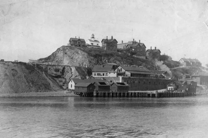 File:AlcatrazIsland-1895.jpg