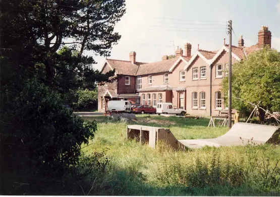 File:SummerhillSchool.jpg