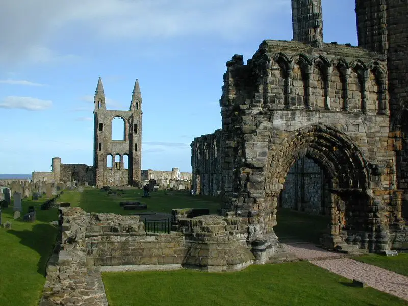 File:St Andrews Cathedral Ruins Front.jpg
