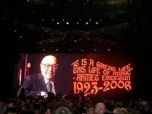 File:Ertegun-concert.jpg