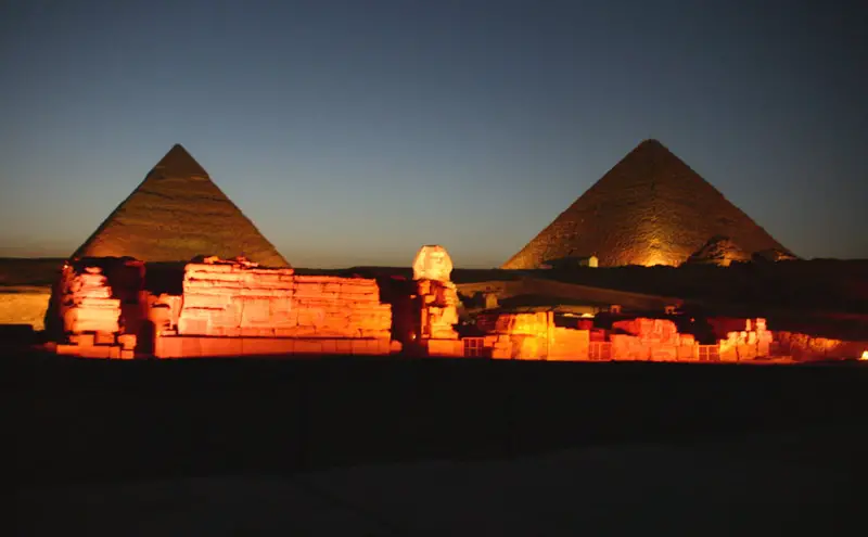 File:PyramidsofGiza at night.jpg
