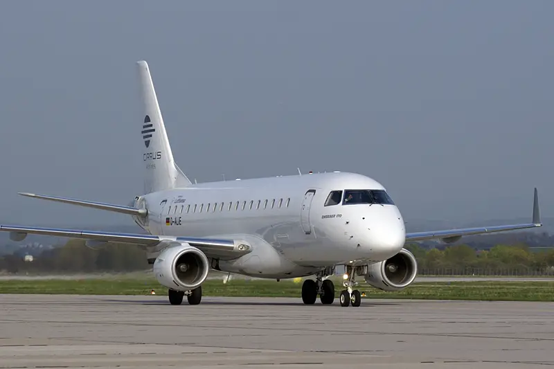 File:Cirrus Airlines E170 D-ALIE.jpg