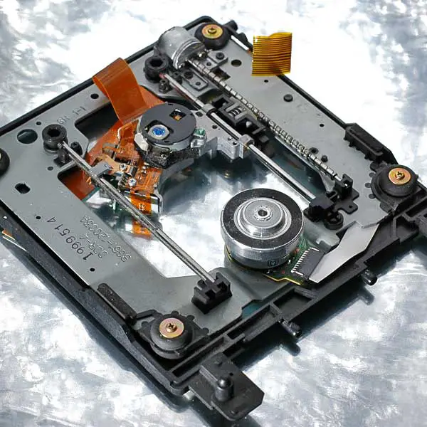 File:Dismdvd.jpg