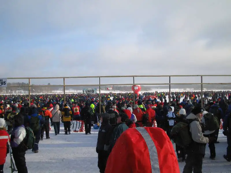 File:Participants of miljoonapilkki fishing competition.jpg