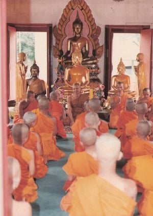 Candidate for the Buddhist priesthood is ordaining to is a monk in a church.jpg