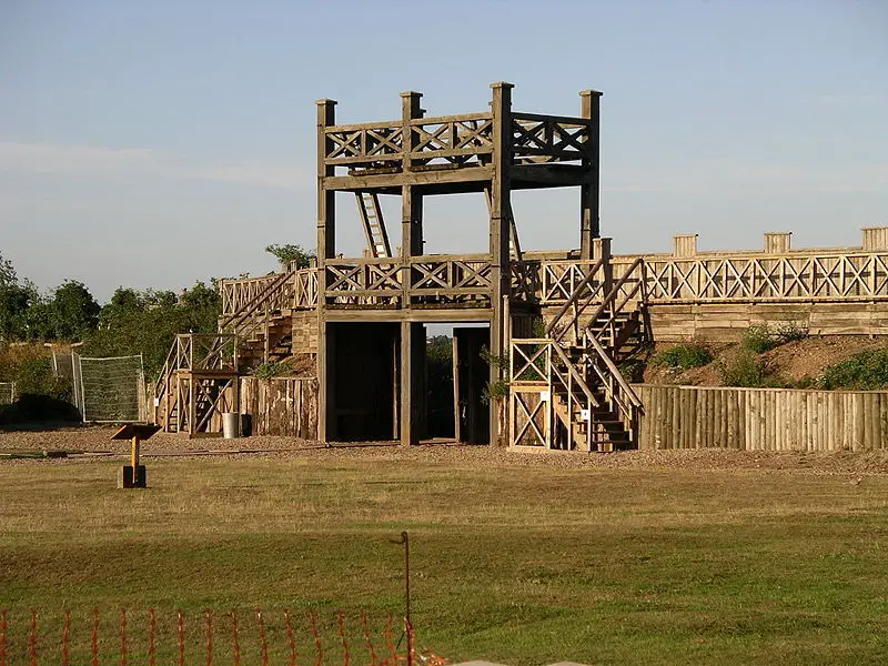 File:Lunt fort baginton.JPG