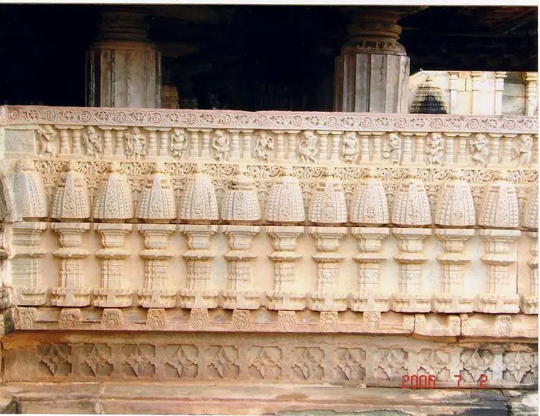 File:Kedareshwara Shimoga wallrelief.jpg