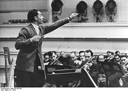 Karajan conducts in Berlin during WWII.