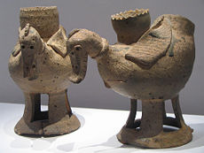 Duck-shaped pottery from Gaya, 5th or 6th century.
