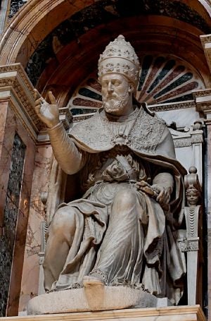 Clement VIII SM Maggiore.jpg