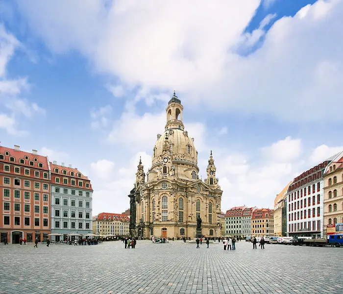 File:Frauenkirche-dresden.jpg