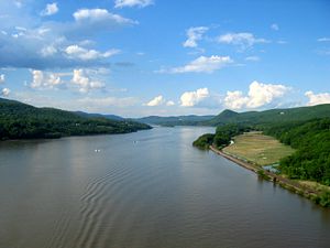 Looking upriver from the Bear Mountain Bridge