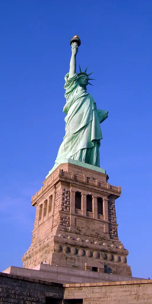 Colossus of Rhodes New World Encyclopedia