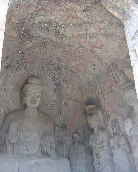 File:Longmen-binyang-middle-cave-wideshot.jpg