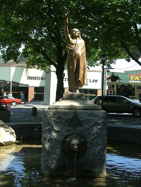 File:NoahSealth.jpg