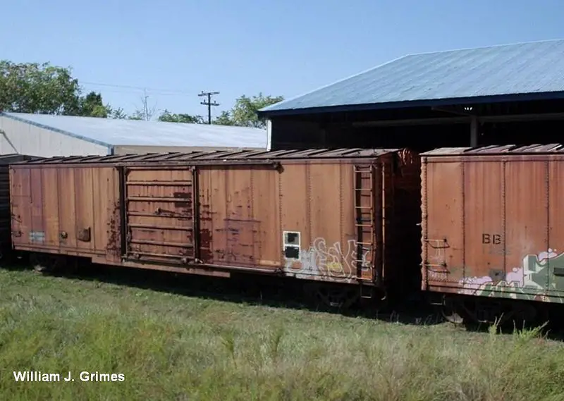 File:BBBoxCar50Ft.jpg
