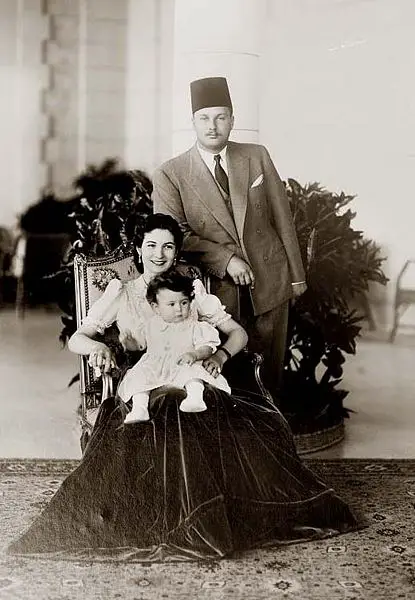 File:Farouk family official.jpg