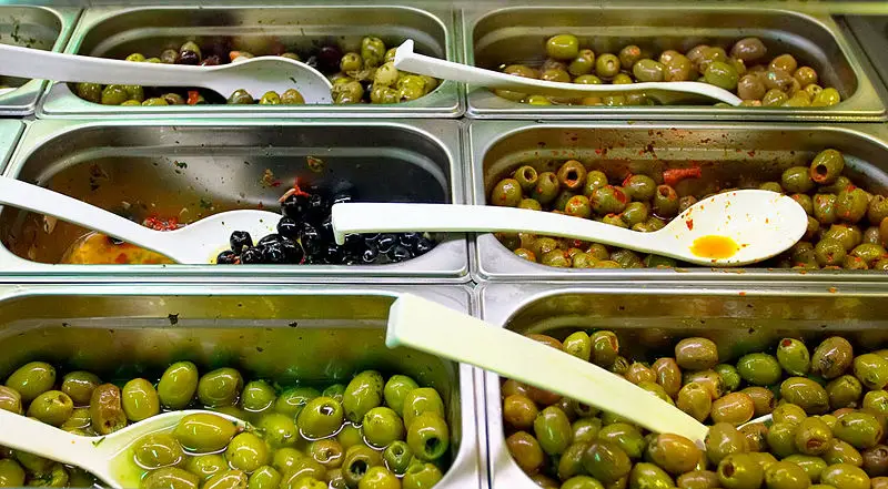 File:Marinated olives.jpg
