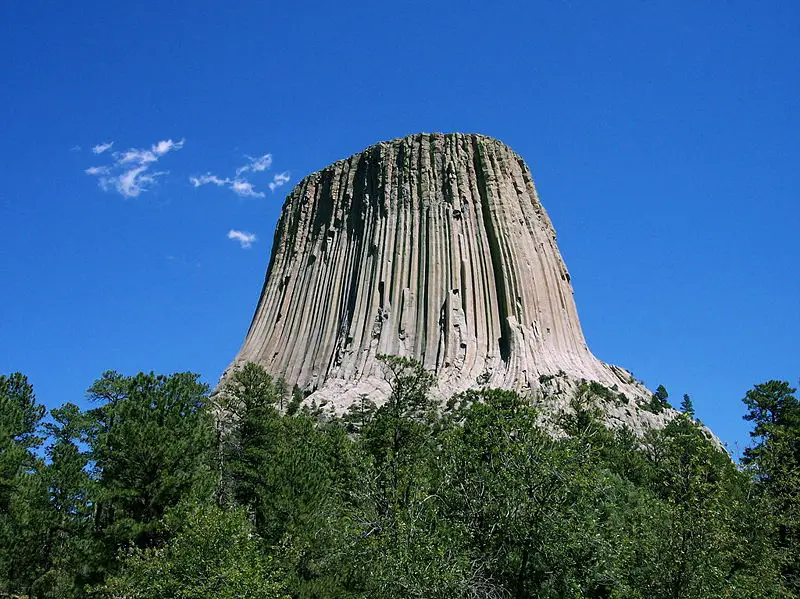 File:Devils Tower.jpg