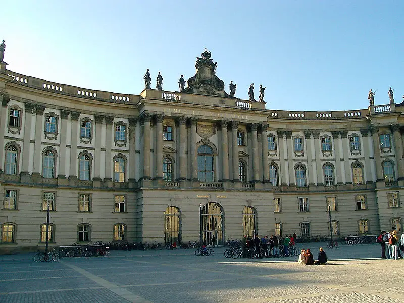 File:Berlin kommode.jpg