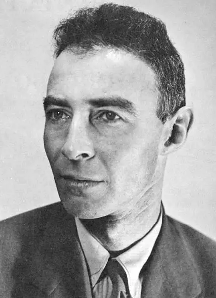File:JROppenheimer-LosAlamos.jpg