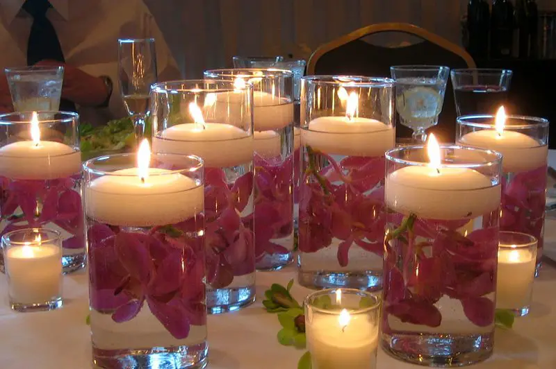 File:Floating wedding candles.jpg