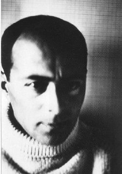 El Lissitzky self portrait 1914.jpg