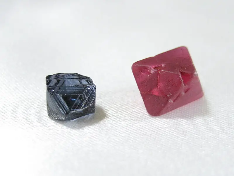 File:Spinel2.jpg