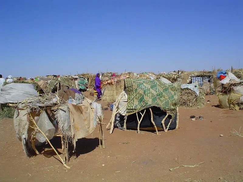 File:Darfur IDPs 1 camp.jpg