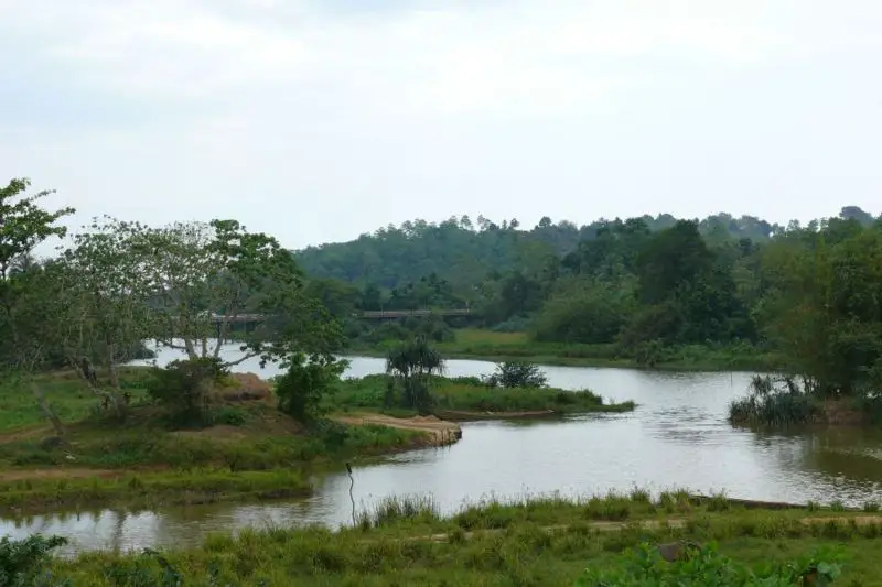 File:Wackwella, Galle.JPG