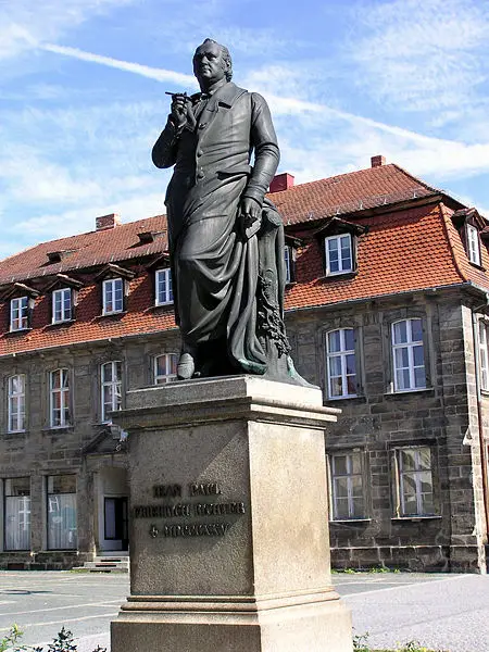 File:Jean-Paul-Denkmal.jpg