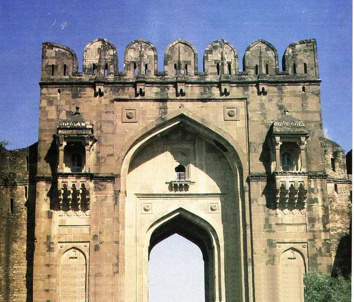 File:Sohail Gate Closeup.jpg