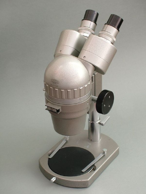 Microscope - New World Encyclopedia