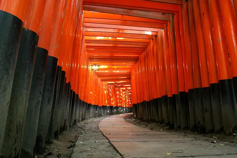 File:KyotoFushimiInariLarge.jpg
