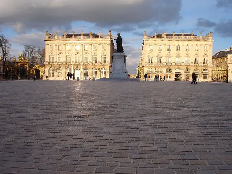 File:France-Nancy-Place Stanislas 3 2007-03.jpg