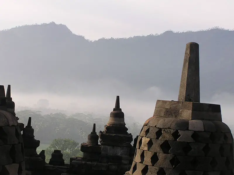 File:Borobudur stupas.jpg