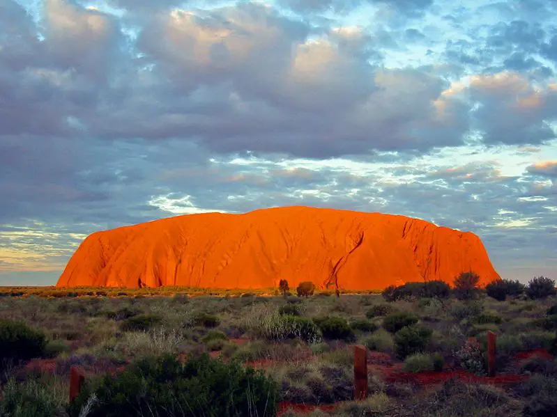 File:Uluru Australia(1).jpg