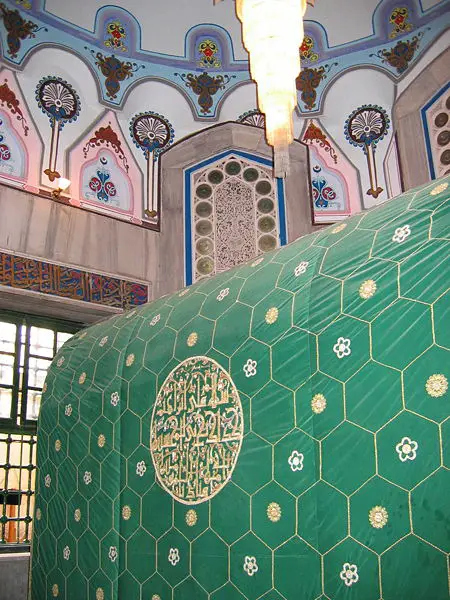 File:Abraham tomb.JPG