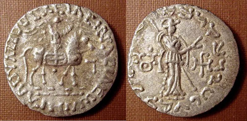 File:AzesIITriratna.jpg